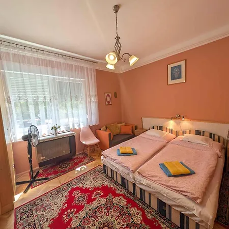 In - Balaton 20318 Zamárdi